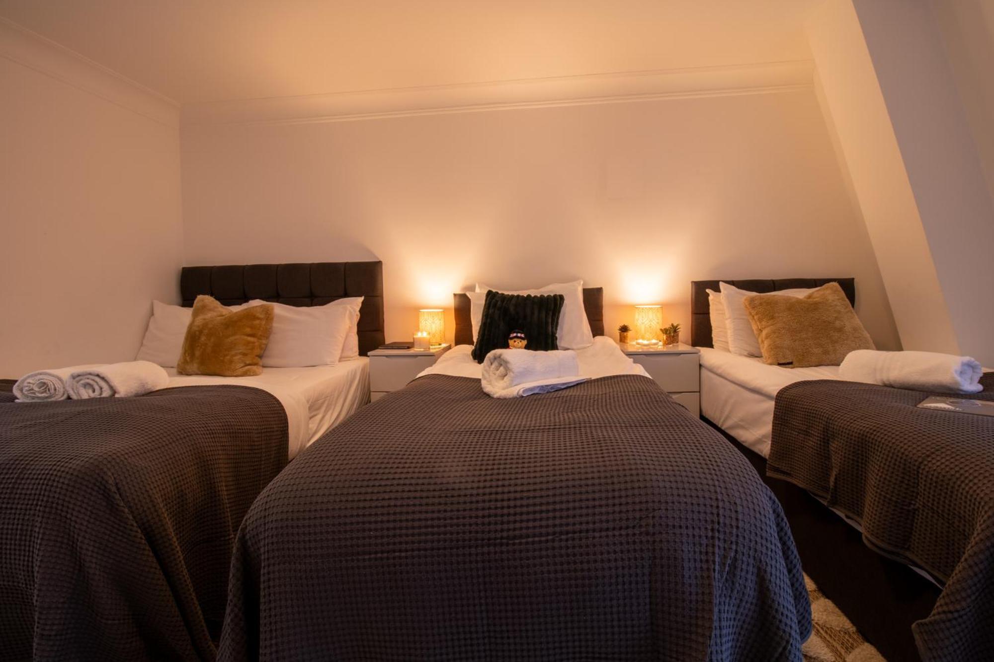 Spacious 2 Bedroom Flat With Pool Table Opposite Green Park 7 Appartamento *