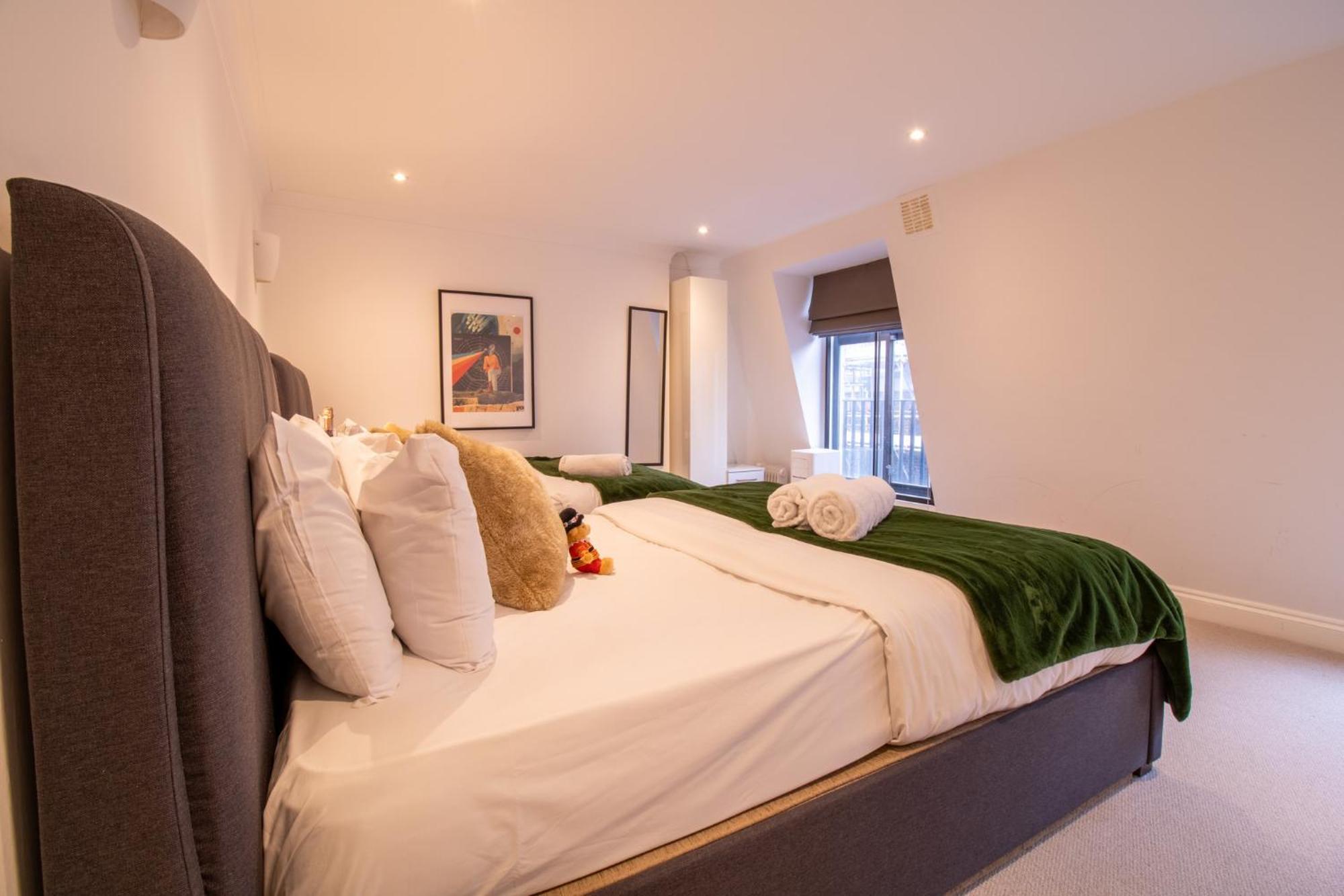 Spacious 2 Bedroom Flat With Pool Table Opposite Green Park 7 Londra